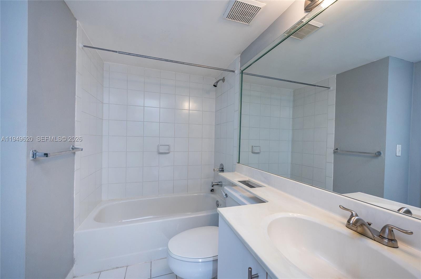3300 NE 191st Street 1915, Aventura, FL 33180 photo 12