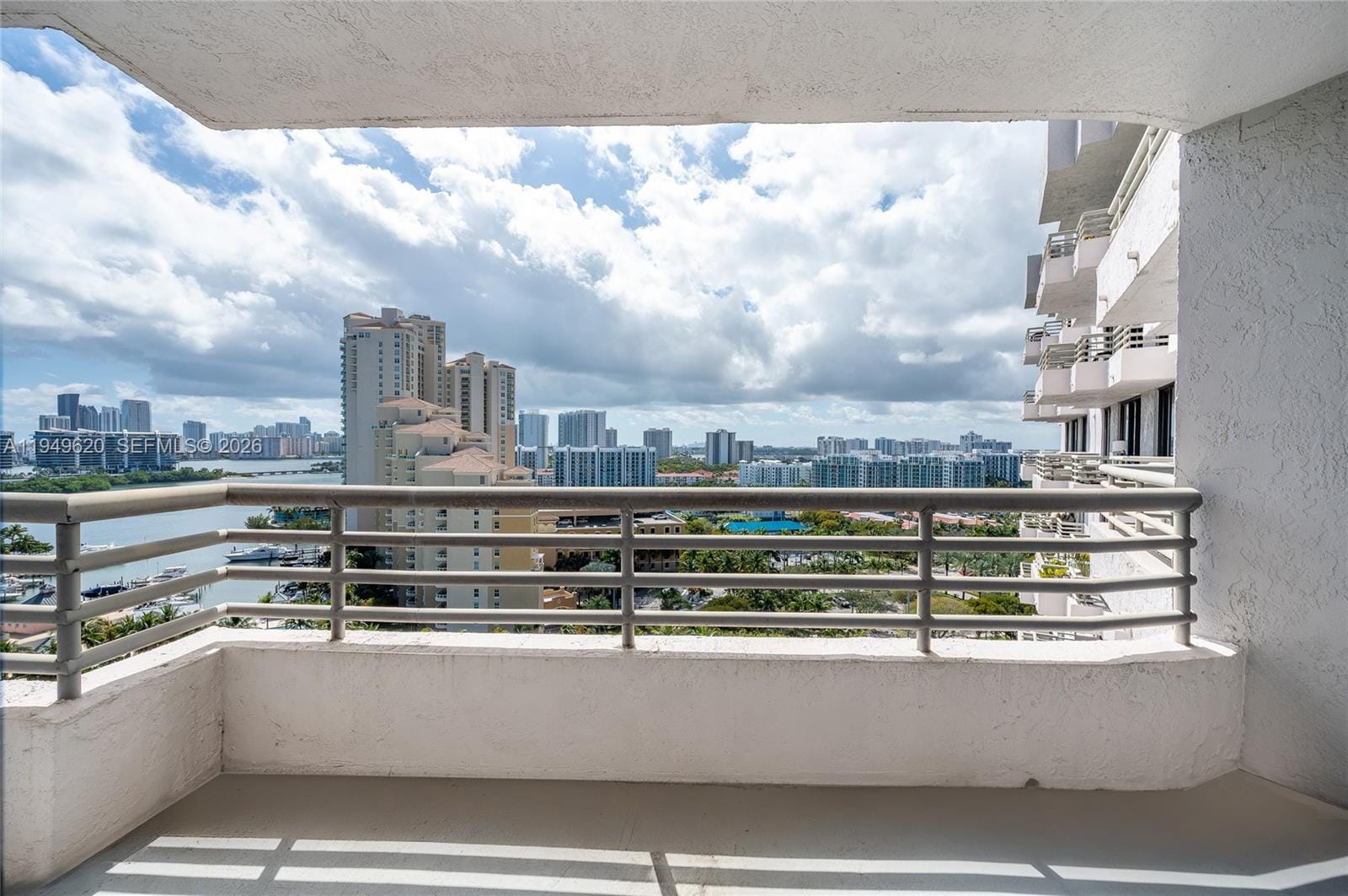 3300 NE 191st Street 1915, Aventura, FL 33180 photo 16