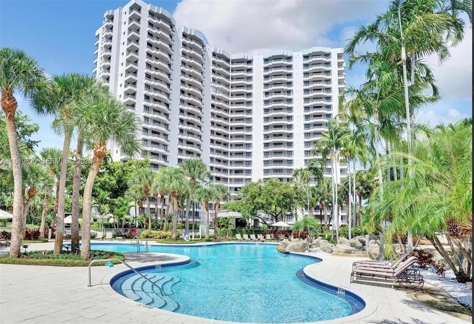 3300 NE 191st Street 1915, Aventura, FL 33180 photo 21