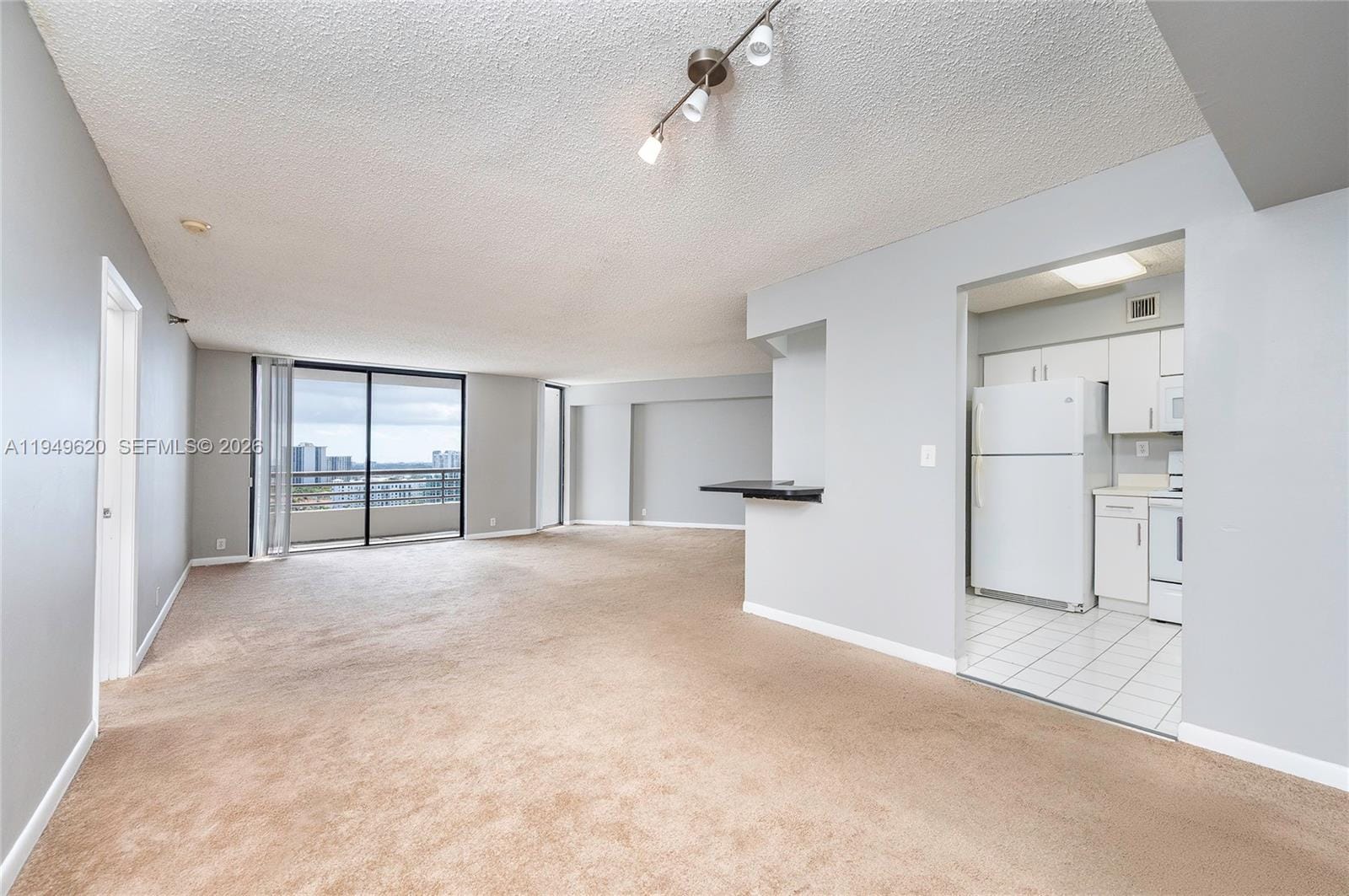 3300 NE 191st Street 1915, Aventura, FL 33180 photo 8