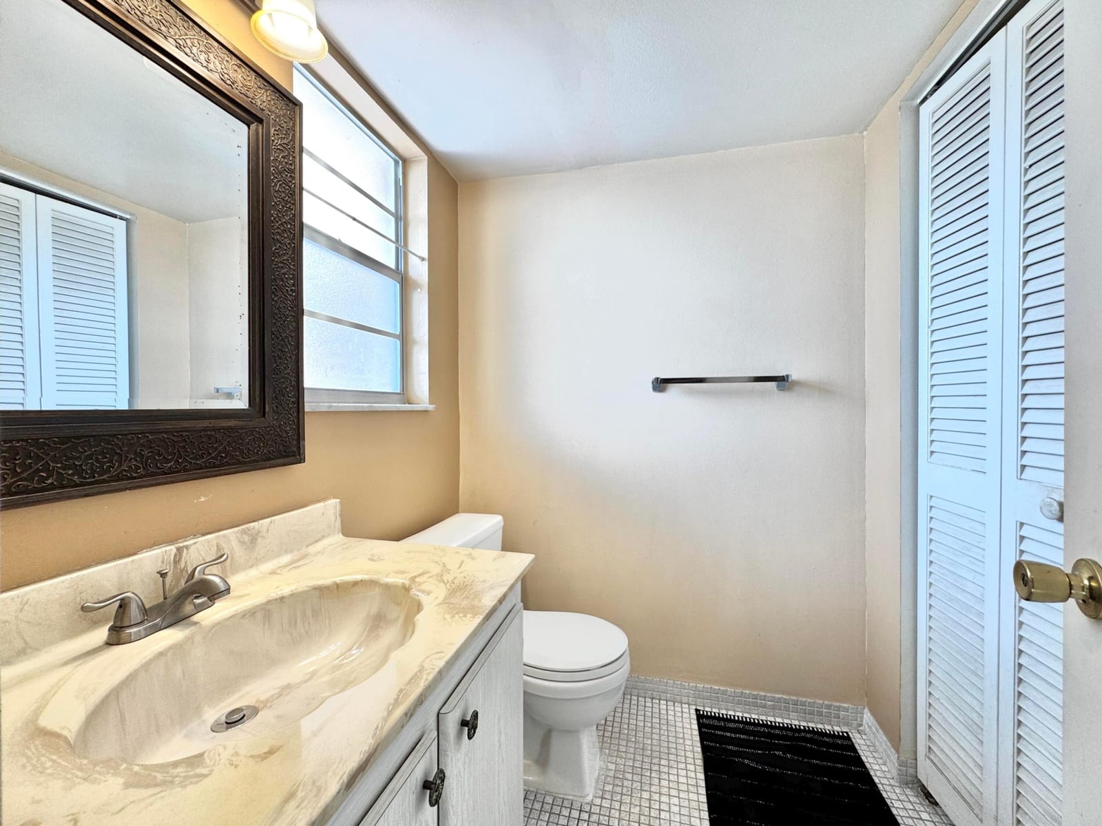 2515 NE 2nd Court 315 — photo 8