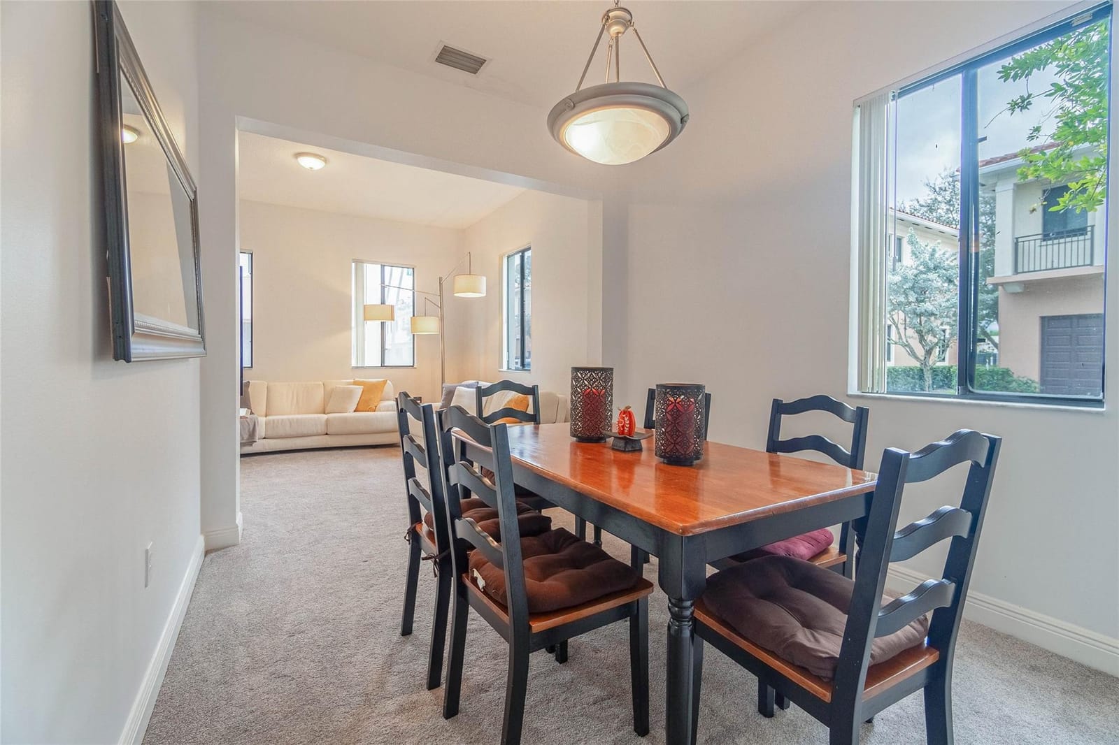 2514 Venetian Court 2514 — photo 12