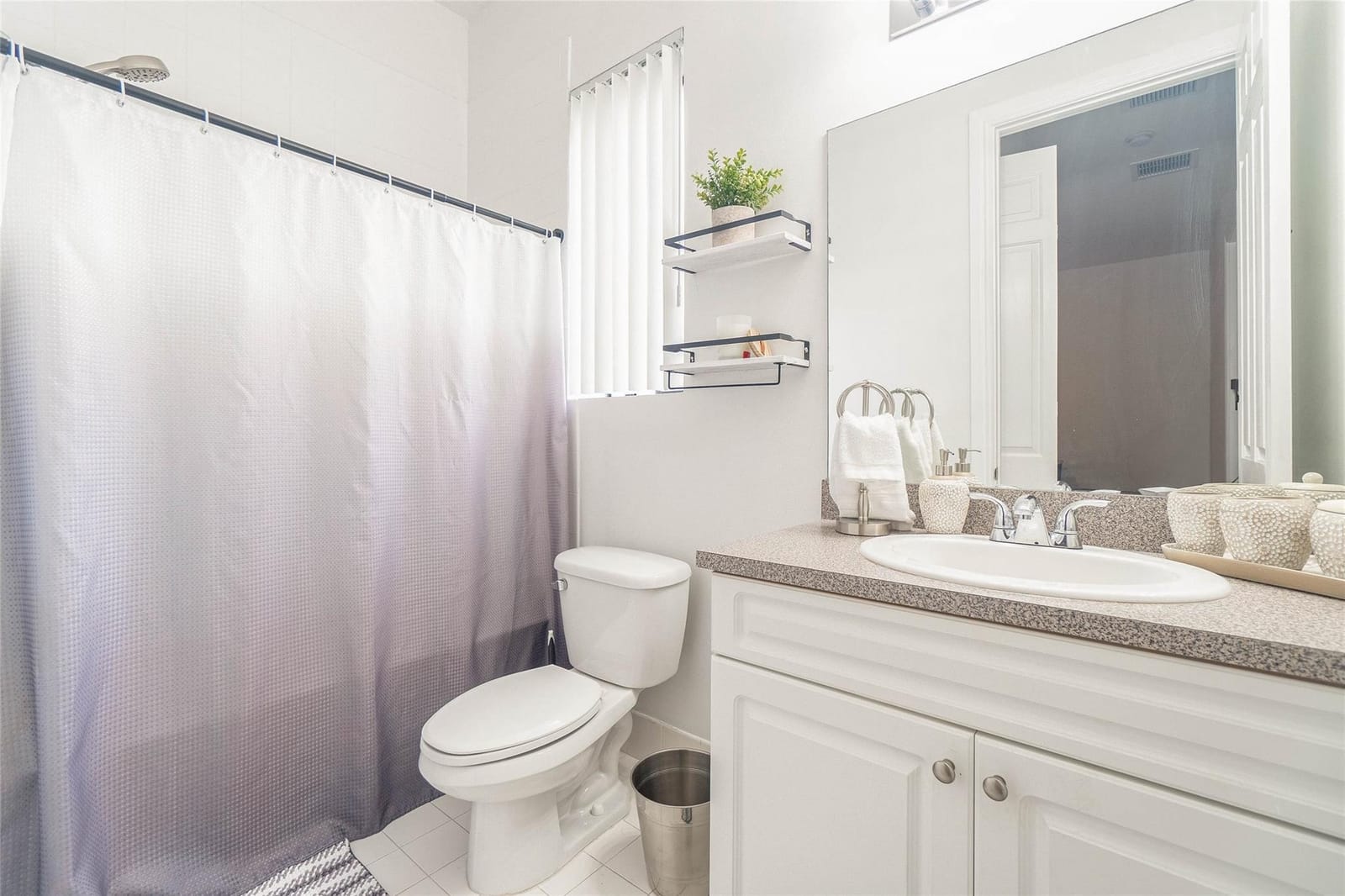 2514 Venetian Court 2514, Boynton Beach, FL 33426 photo 23