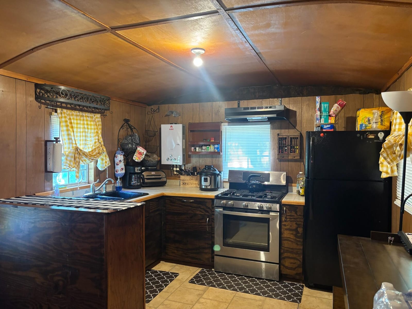 423 NW Bright Lake Court — photo 12
