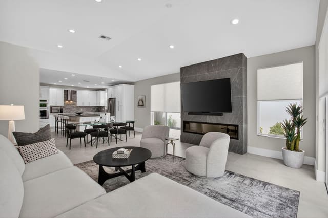 5310 NW 26th Circle, sold in Laurel Pointe, Boca Raton, FL