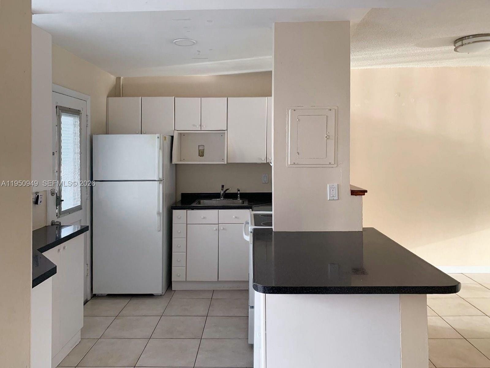 2855 Leonard Drive H404 — photo 5
