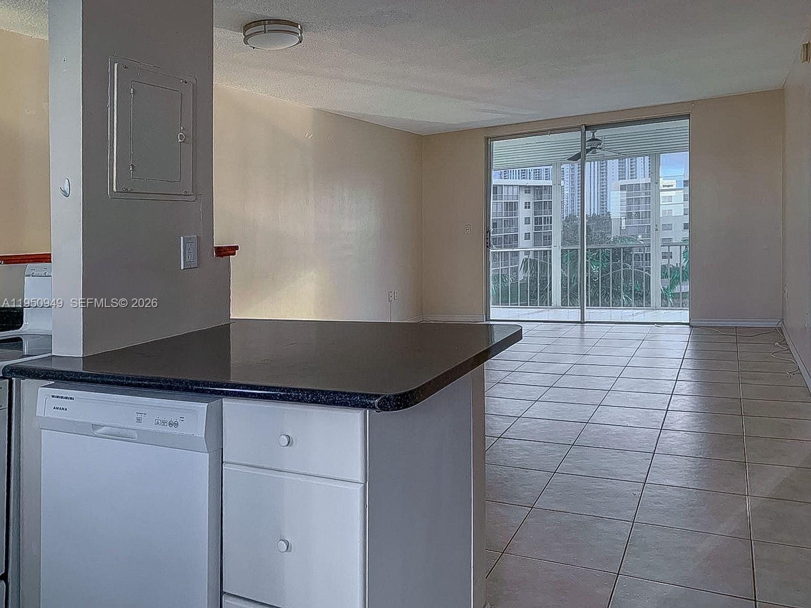 2855 Leonard Drive H404 — photo 7