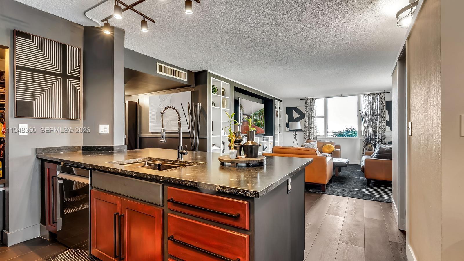 3800 Hillcrest Dr 401 401, Hollywood, FL 33021, Hollywood