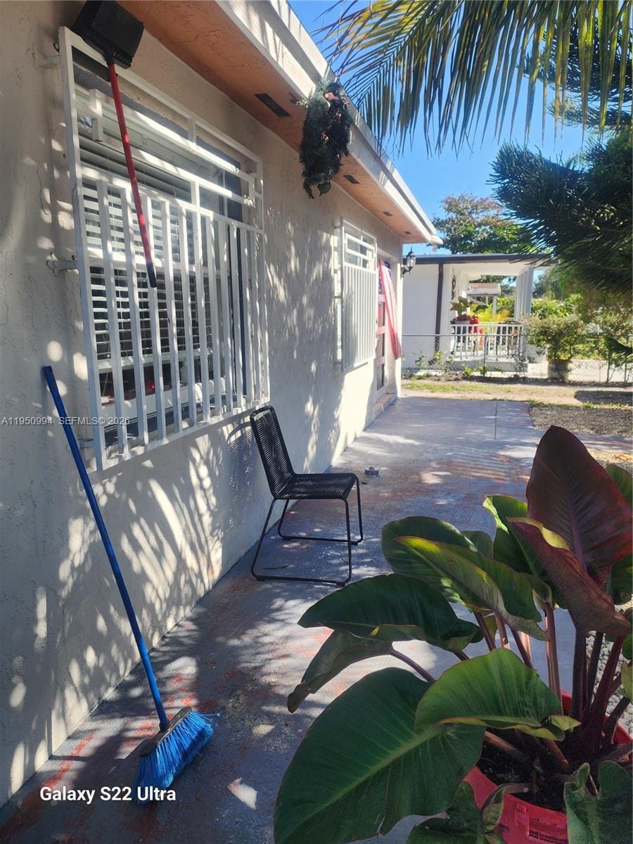 1747 NW 85th Street, Miami, FL 33147 photo 2