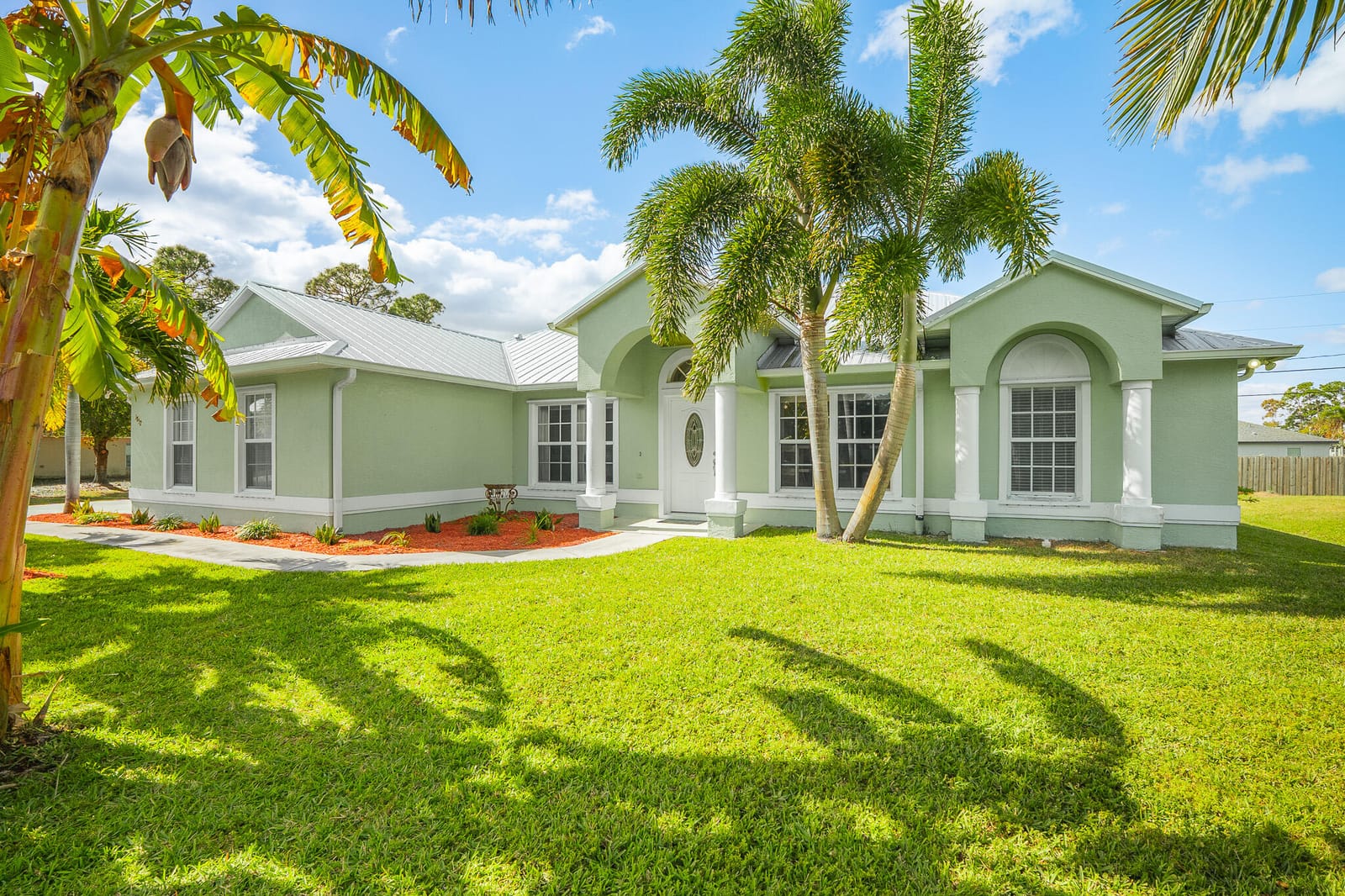 1852 SW Erie Street, Port St. Lucie, FL 34953