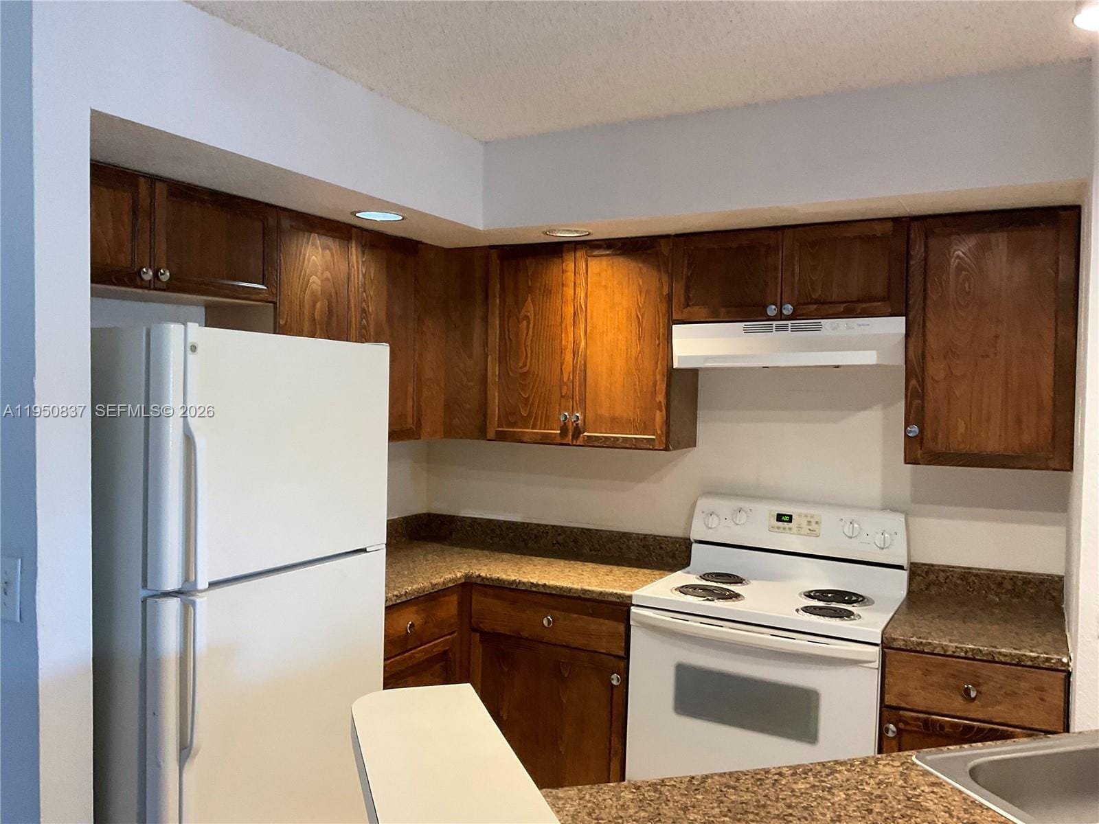 3320 N Pinewalk Drive N 1715, Margate, FL 33063 photo 22