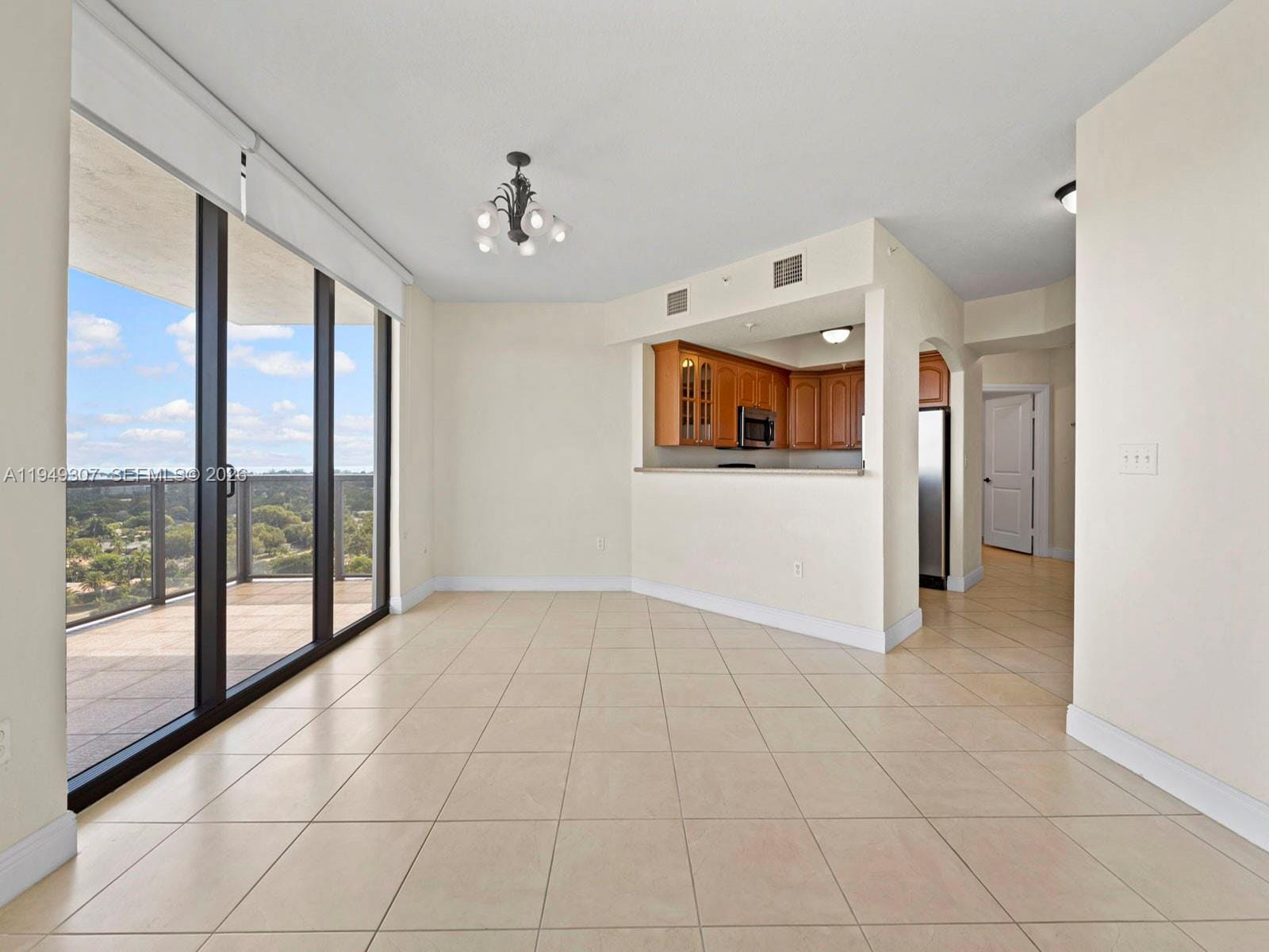 2301 SW 27th Avenue 1403 — photo 11