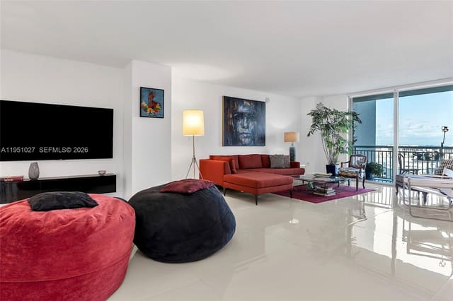 9055 SW 73rd Court 1205, sold in Metropolis I At Dadeland, Miami, FL