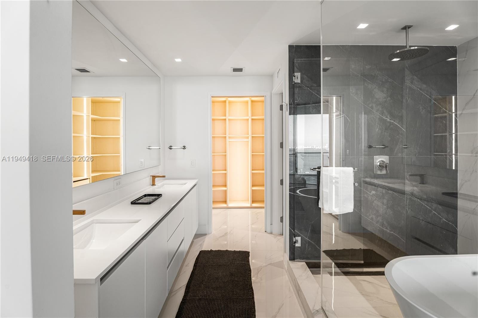 700 NE 24th Street 2602, Miami, FL 33137 photo 14