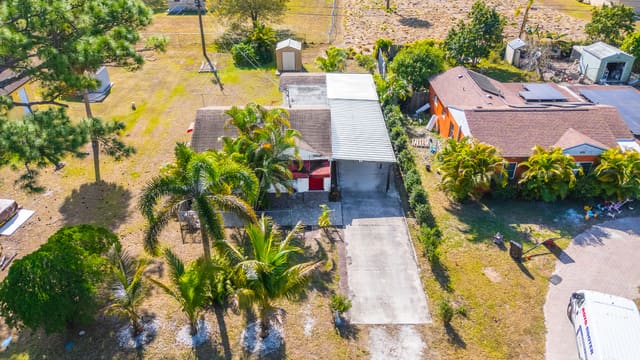 4001 Avenue O, sold in Sunland Gardens, Fort Pierce, FL