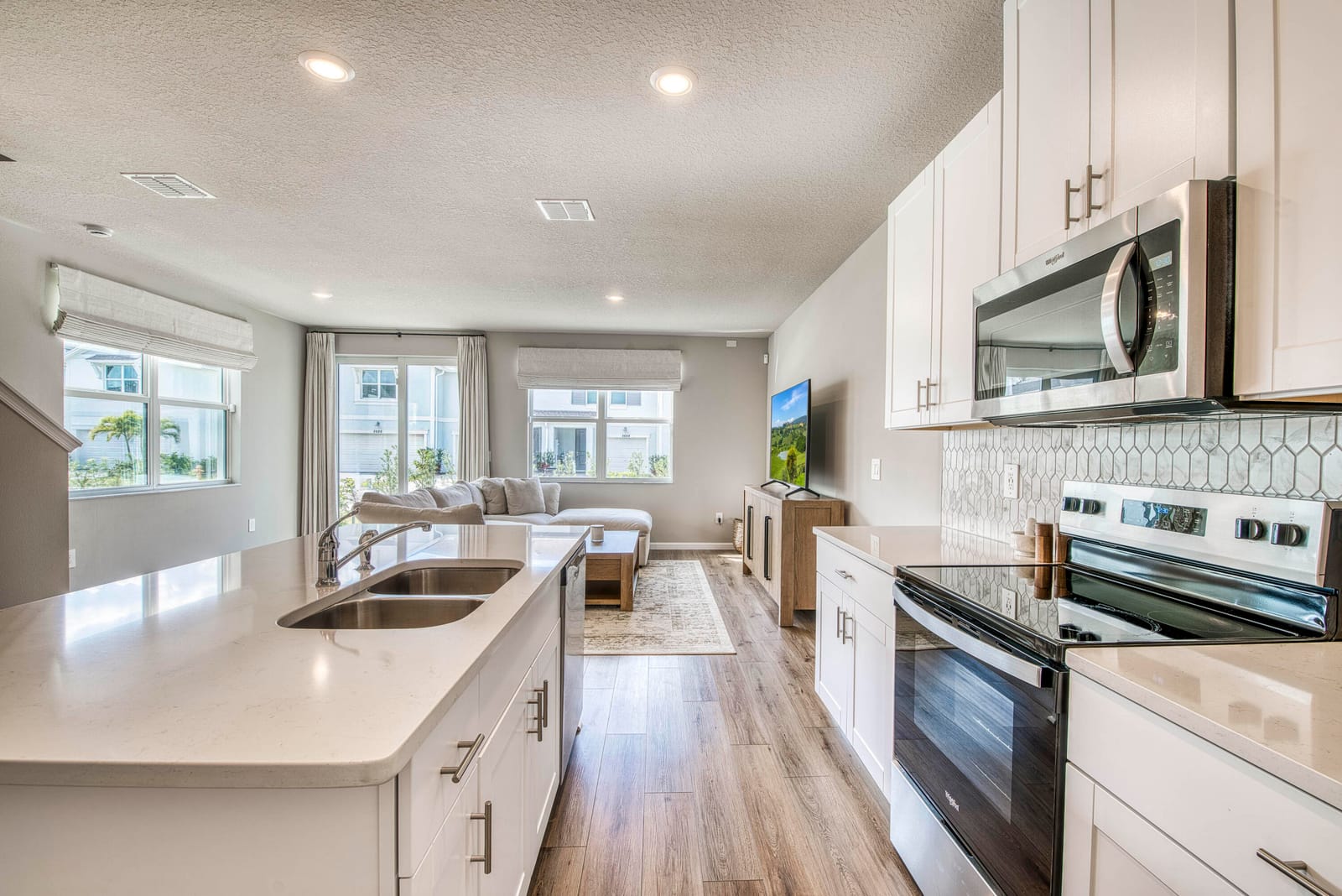 5735 SE Edgewater Circle — photo 7