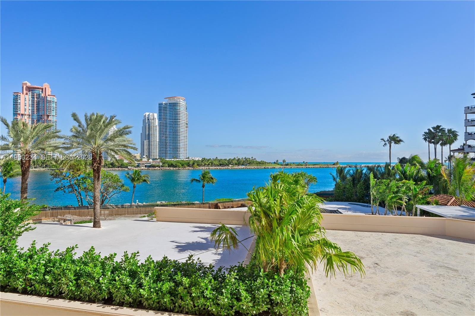 7124 Fisher Island Drive 7124 — photo 3