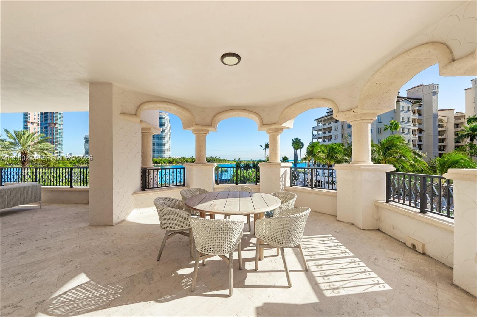 7124 Fisher Island Drive 7124 — photo 6