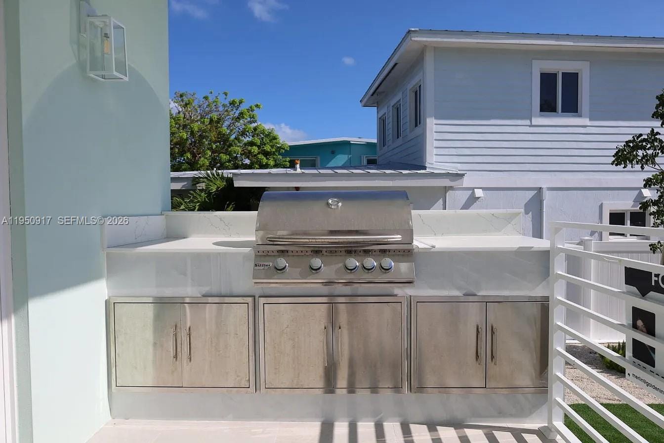 115 Azalea Street — photo 7