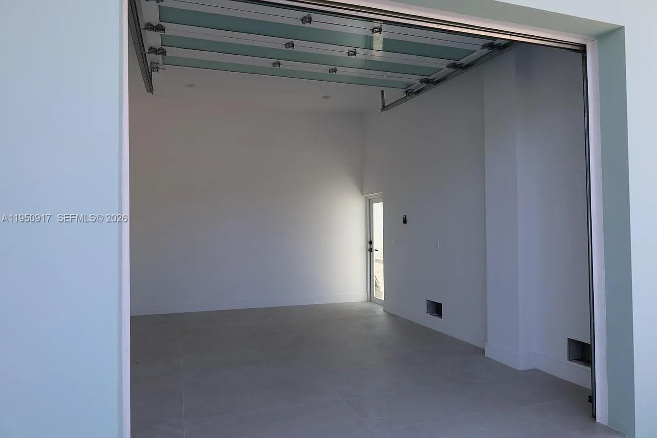 115 Azalea Street — photo 8