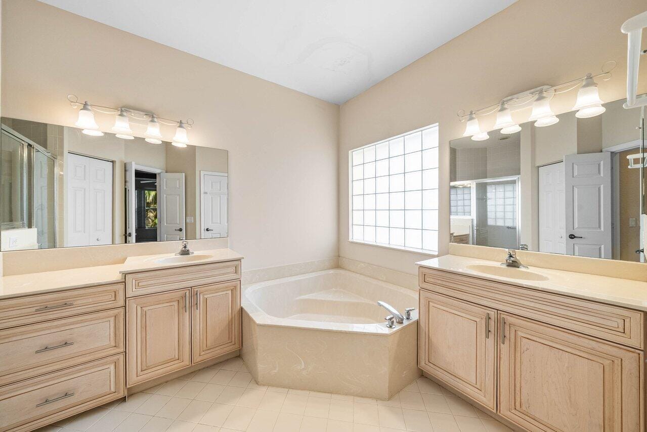 12558 Via Ravenna, Boynton Beach, FL 33436 photo 22