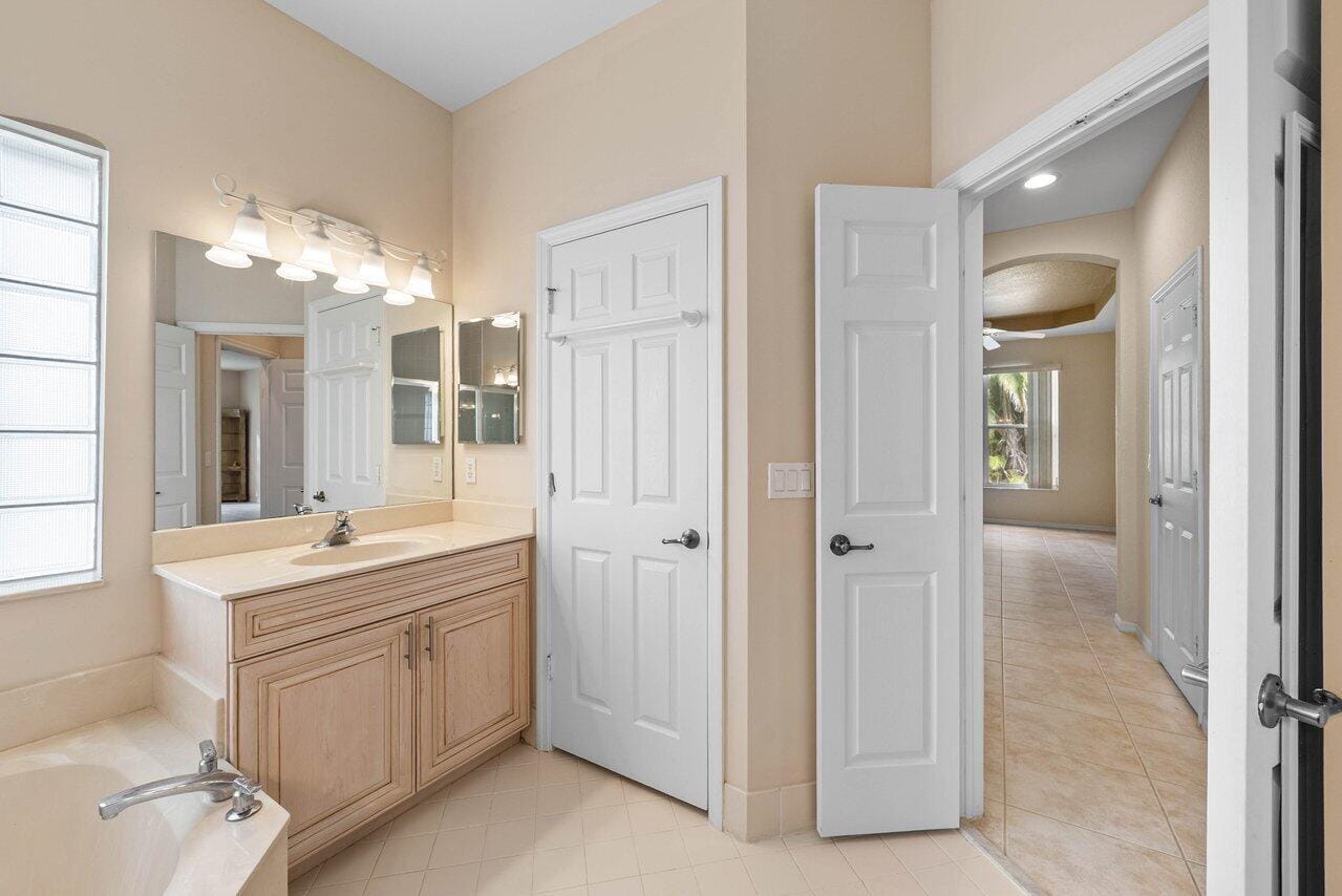 12558 Via Ravenna, Boynton Beach, FL 33436 photo 23