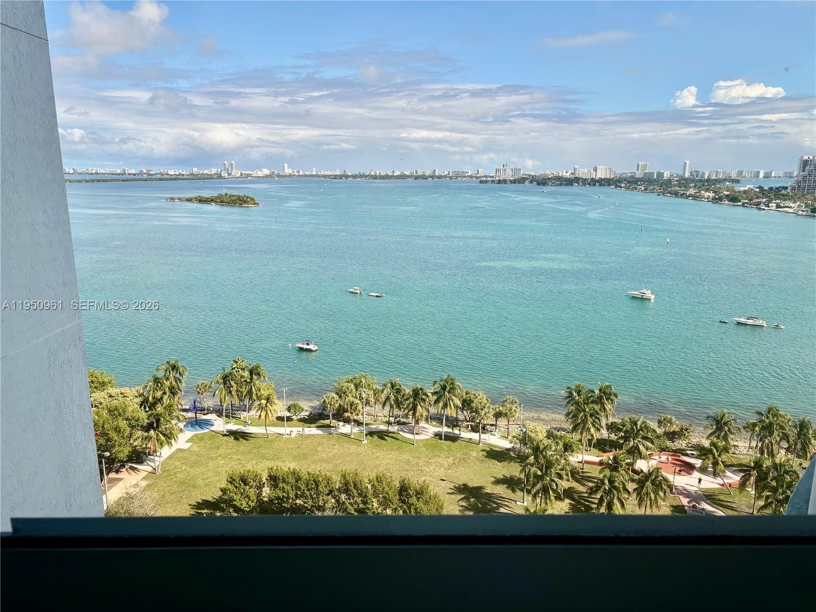 1800 N Bayshore Drive 1801, Miami, FL 33132 photo 2