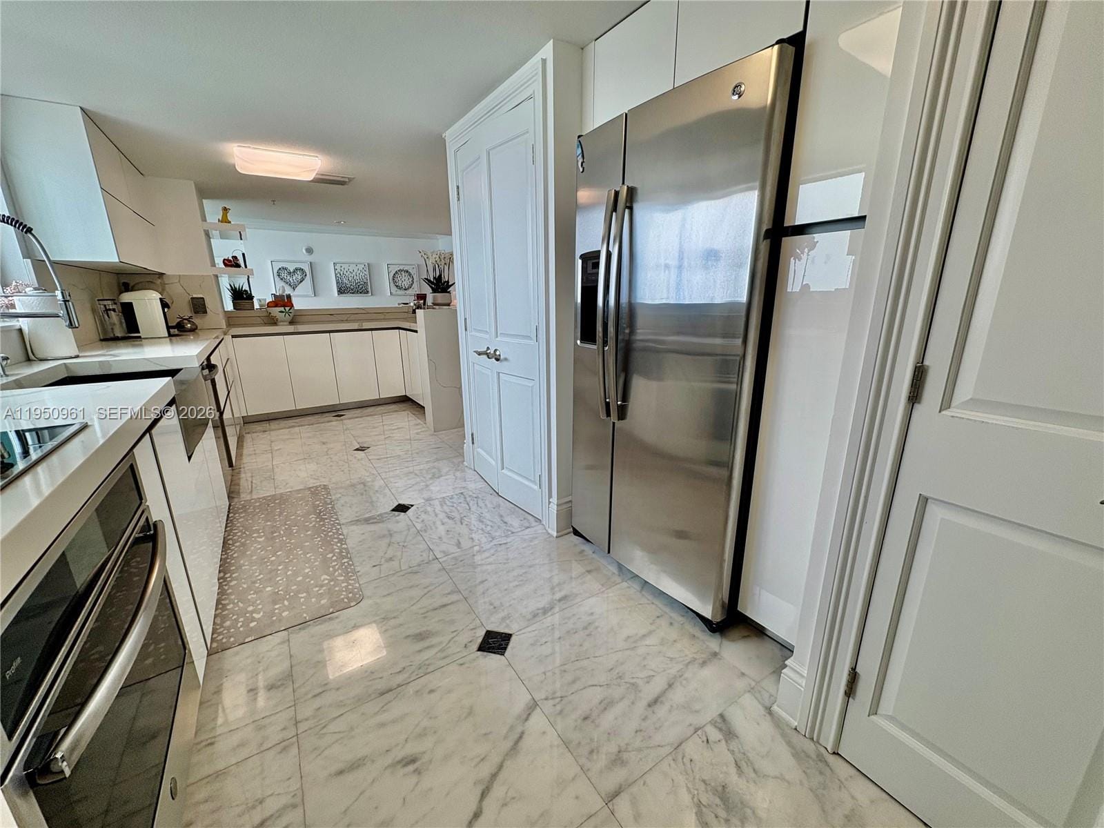 1800 N Bayshore Drive 1801, Miami, FL 33132 photo 13
