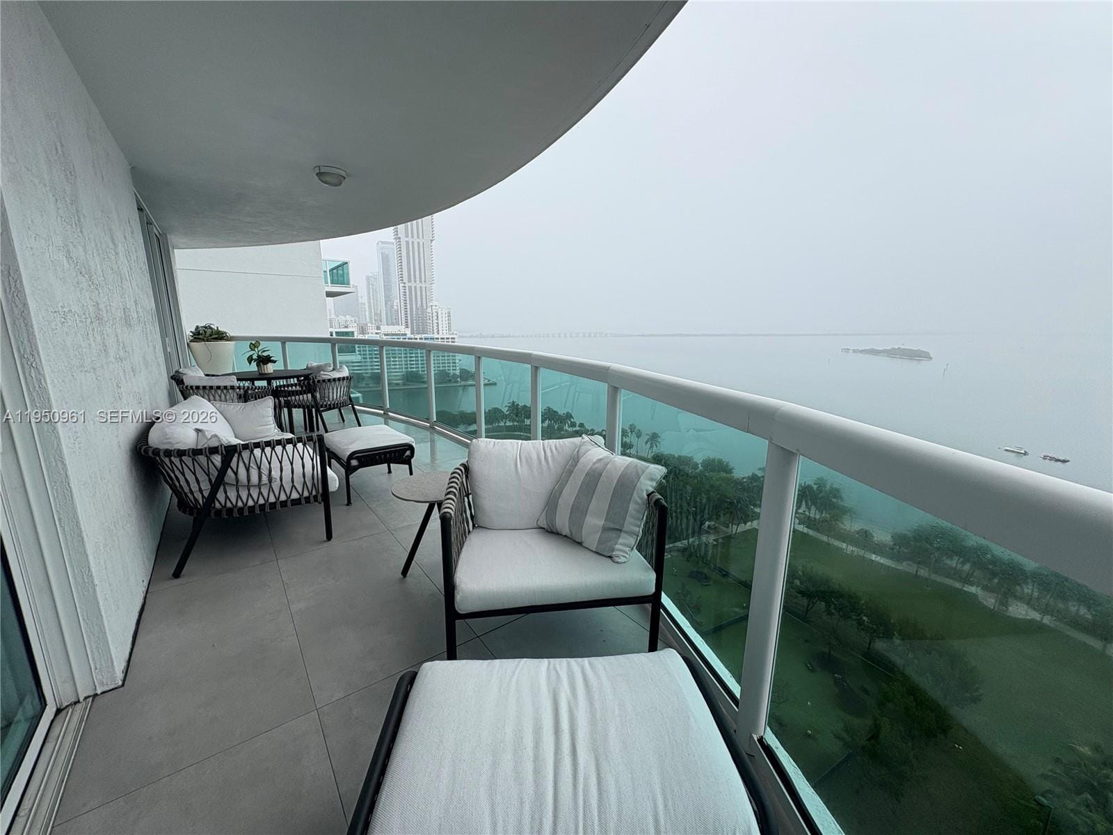 1800 N Bayshore Drive 1801, Miami, FL 33132 photo 28