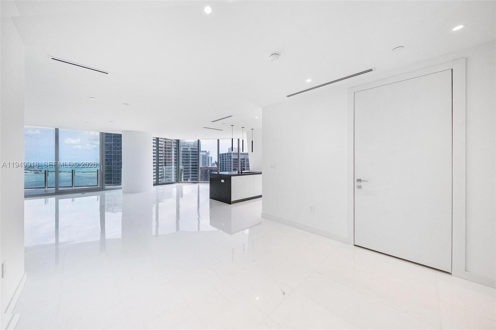 300 Biscayne Boulevard Way 4507W, Miami, FL 33131 photo 21