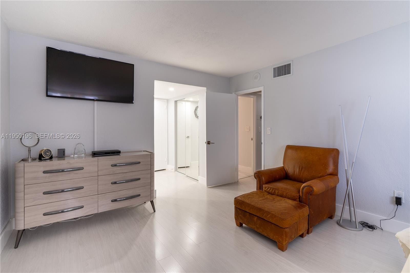 5701 Collins Avenue 1417, Miami Beach, FL 33140 photo 28