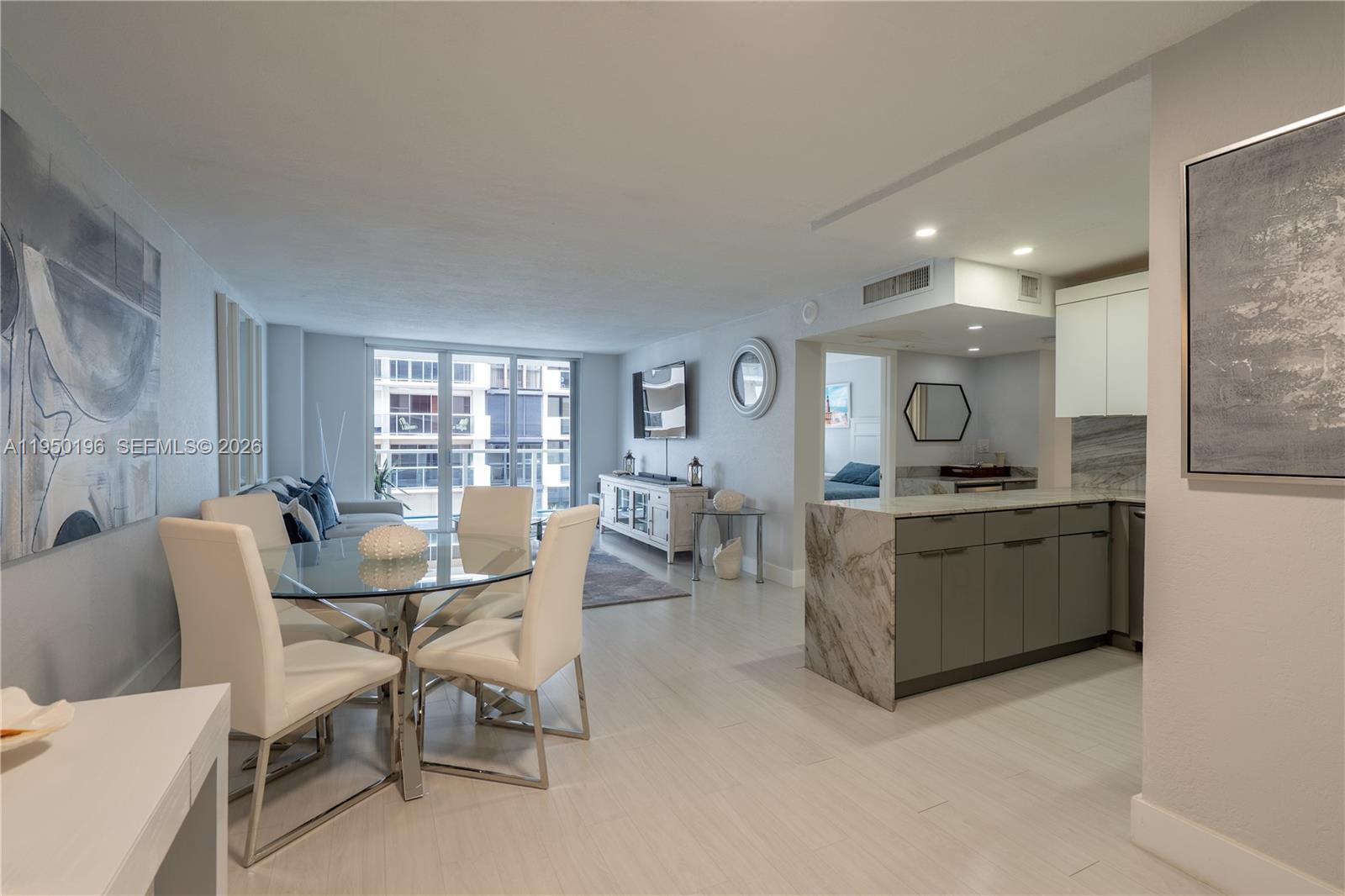 5701 Collins Avenue 1417, Miami Beach, FL 33140, Miami Beach
