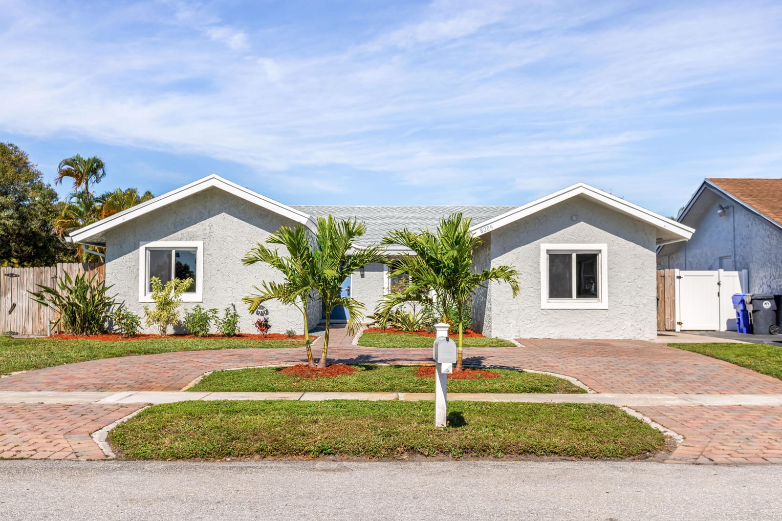 8209 SW 12th Street, North Lauderdale, FL 33068 photo 4