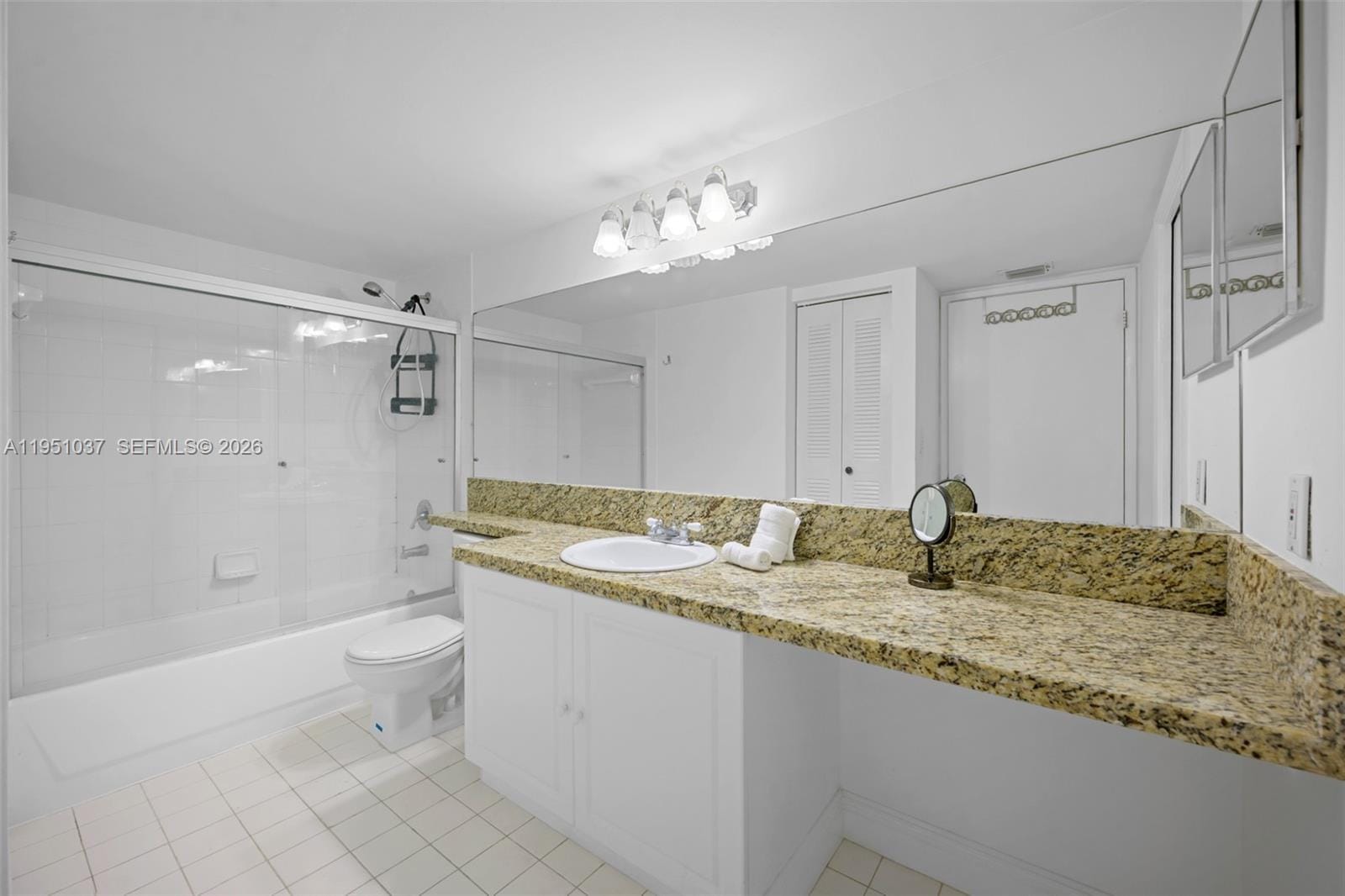 19555 E Country Club Drive 8303, Aventura, FL 33180 photo 16