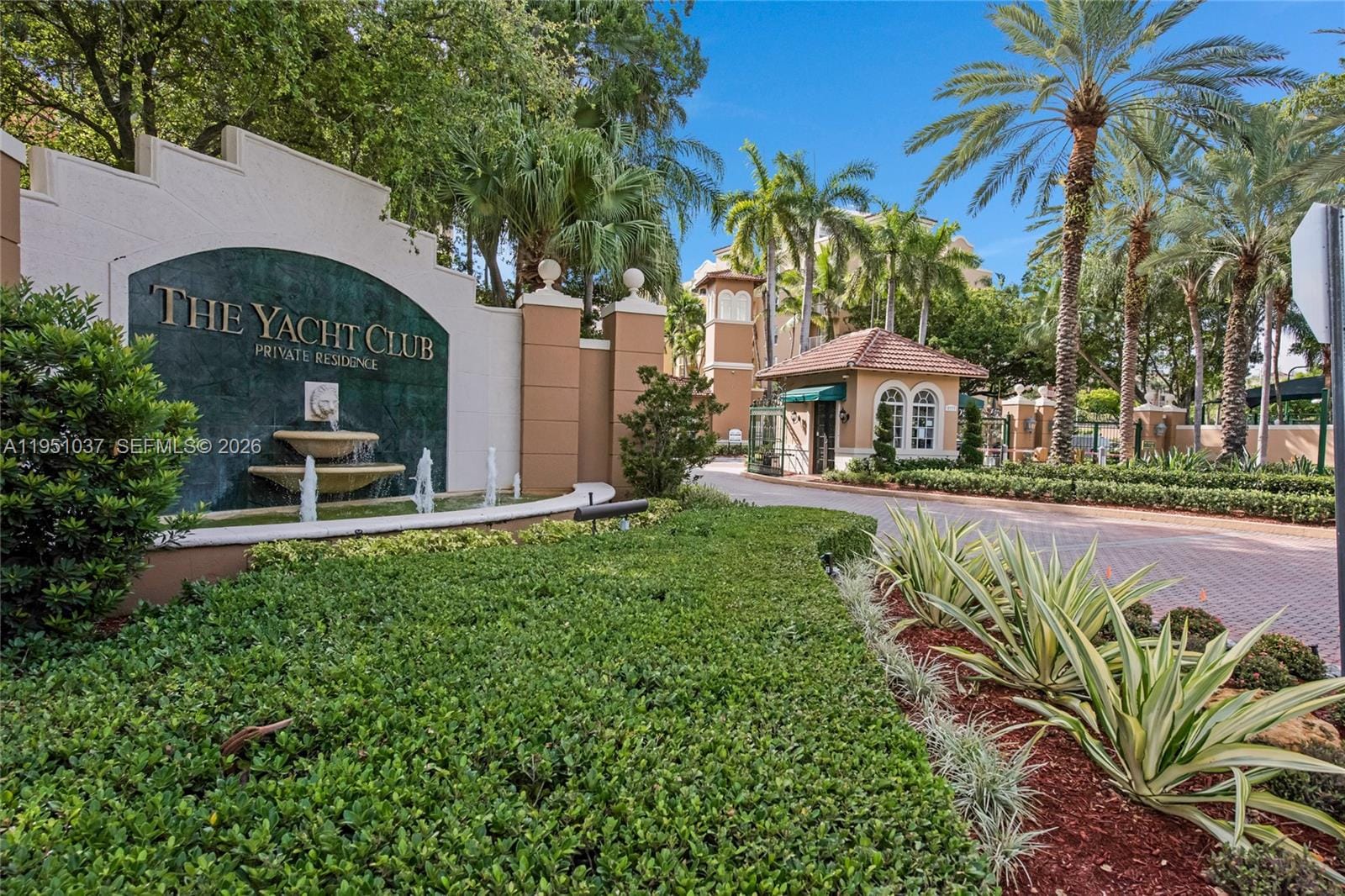 19555 E Country Club Drive 8303, Aventura, FL 33180 photo 19