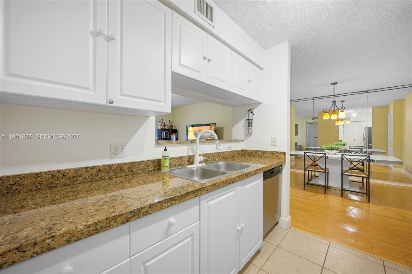 19555 E Country Club Drive 8303 — photo 10
