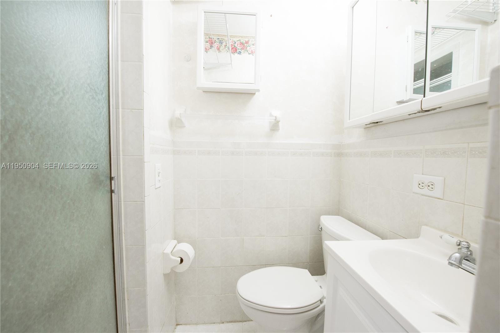 5431 W 2nd Avenue, Hialeah, FL 33012 photo 12