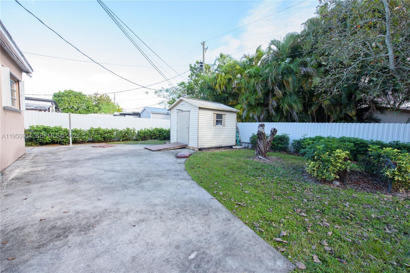 5431 W 2nd Avenue, Hialeah, FL 33012 photo 17