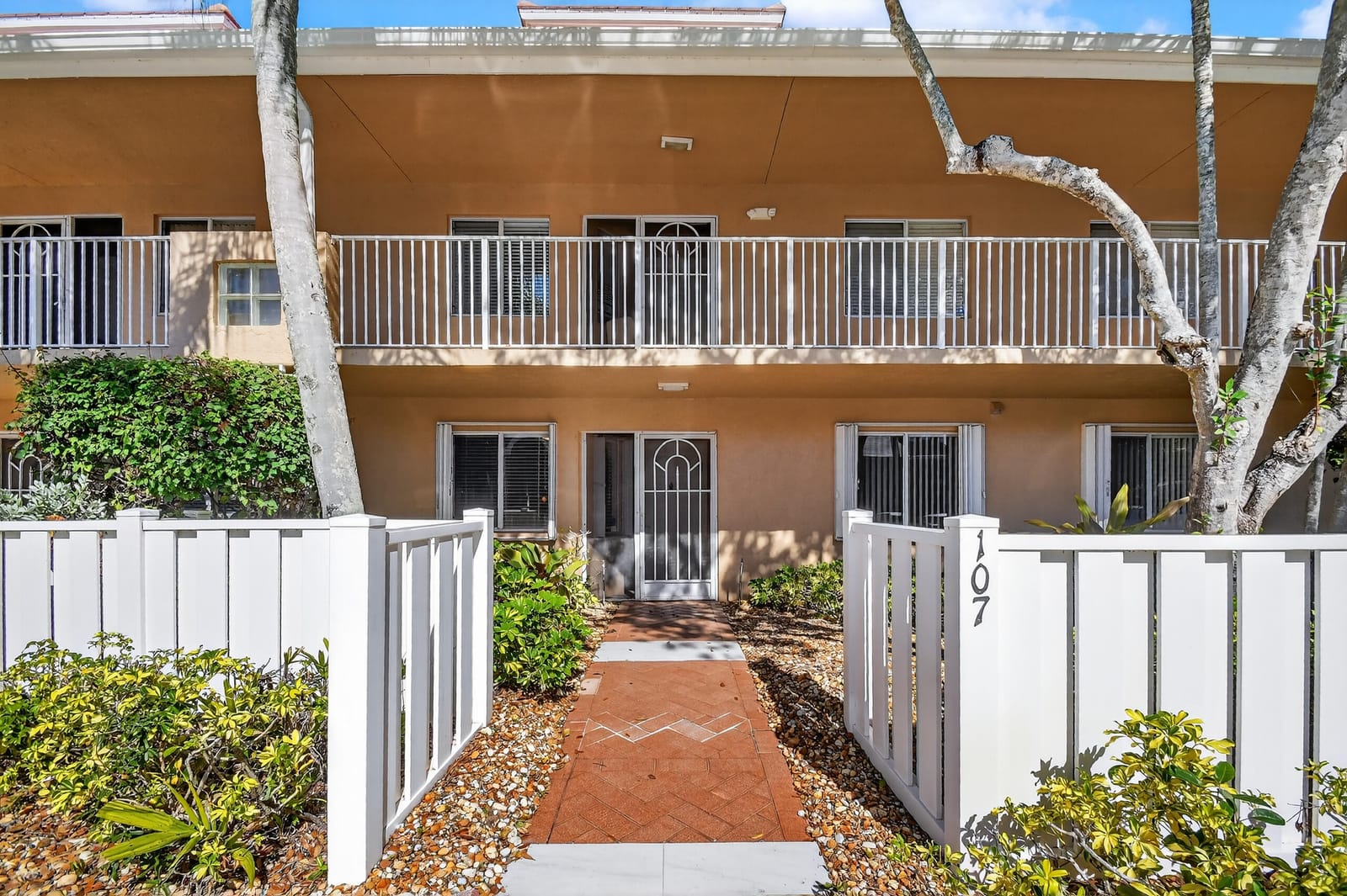 5951 Regal Glen Drive 107, Boynton Beach, FL 33437