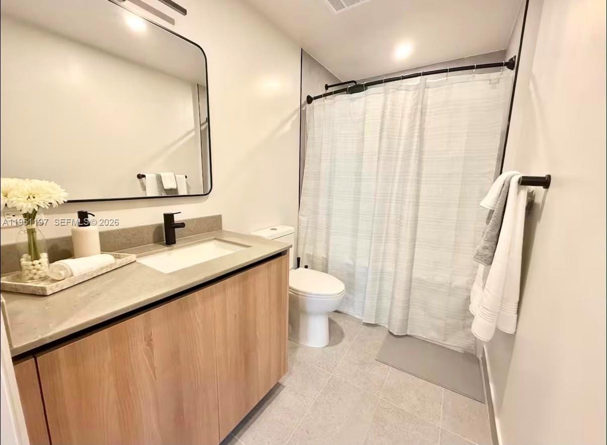 121 NE 5th 306 — photo 11