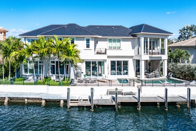 896 NE Mulberry Drive, sold in Tropic Isle 4th Sec, Boca Raton, FL