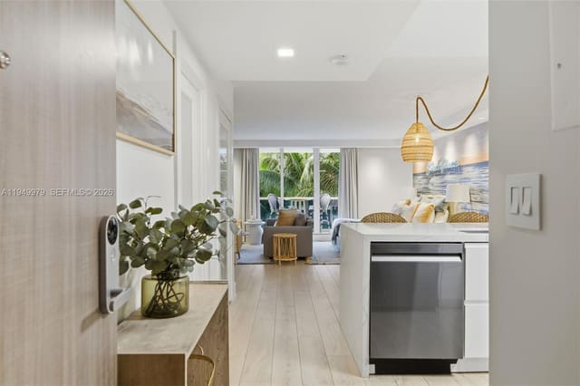 2301 Collins Avenue 329, Miami Beach, FL 33139
