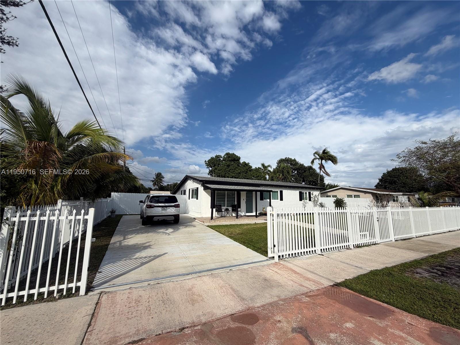 1011 NE 212th Terrace, Miami, FL 33179 photo 2