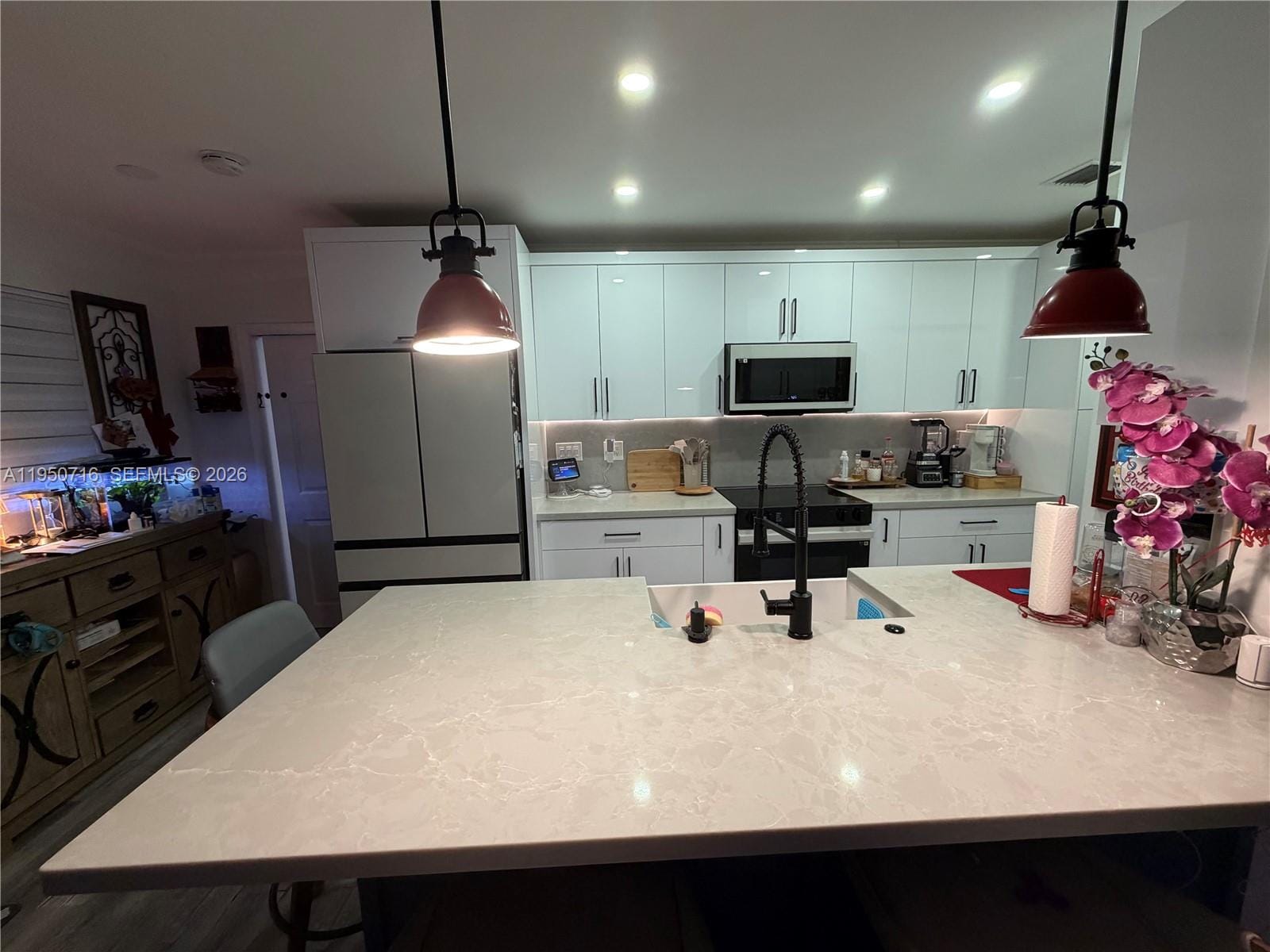 1011 NE 212th Terrace, Miami, FL 33179 photo 12