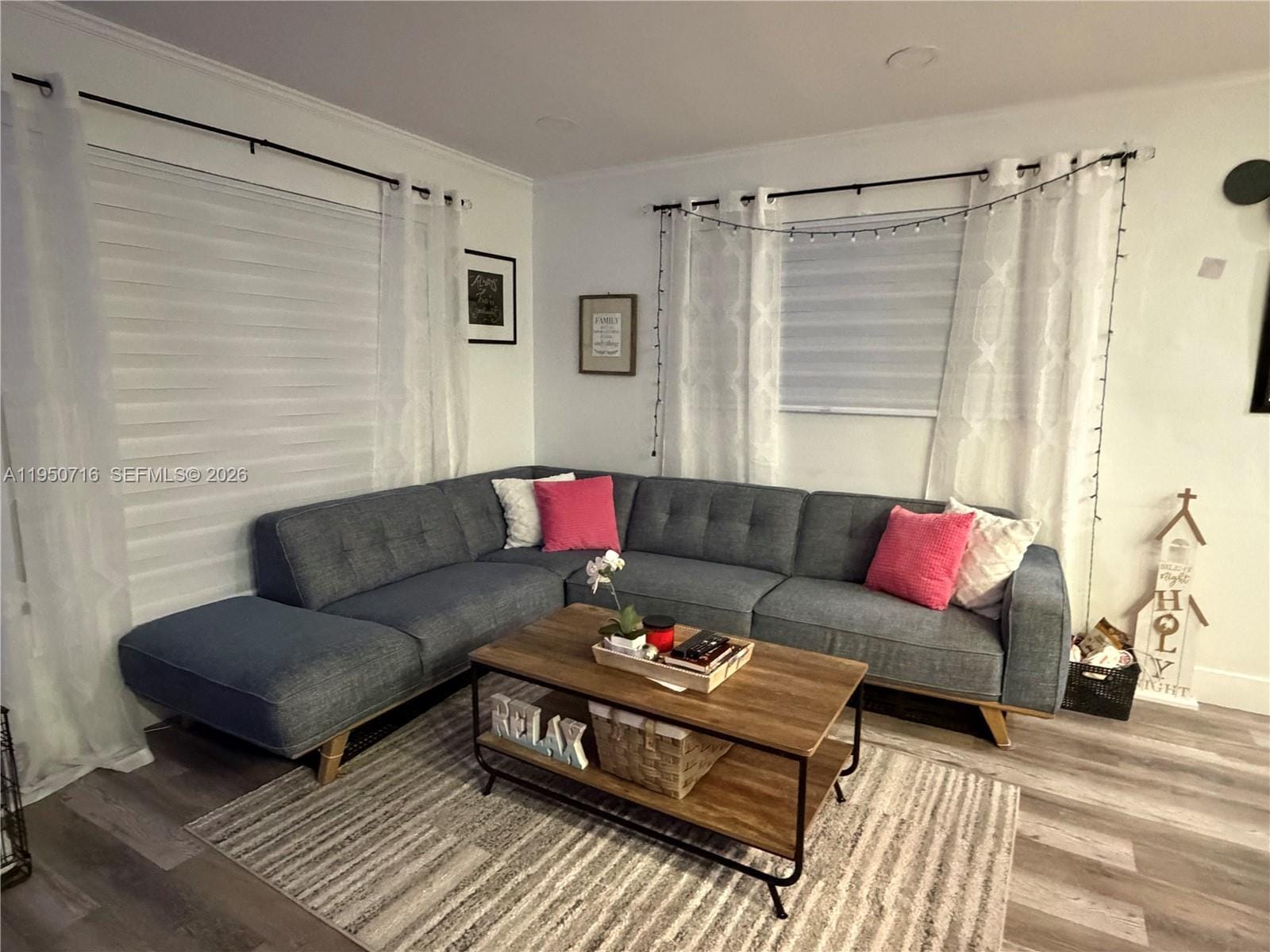 1011 NE 212th Terrace, Miami, FL 33179 photo 14