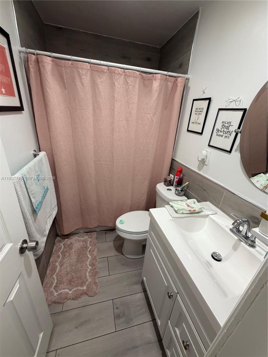 1011 NE 212th Terrace, Miami, FL 33179 photo 21