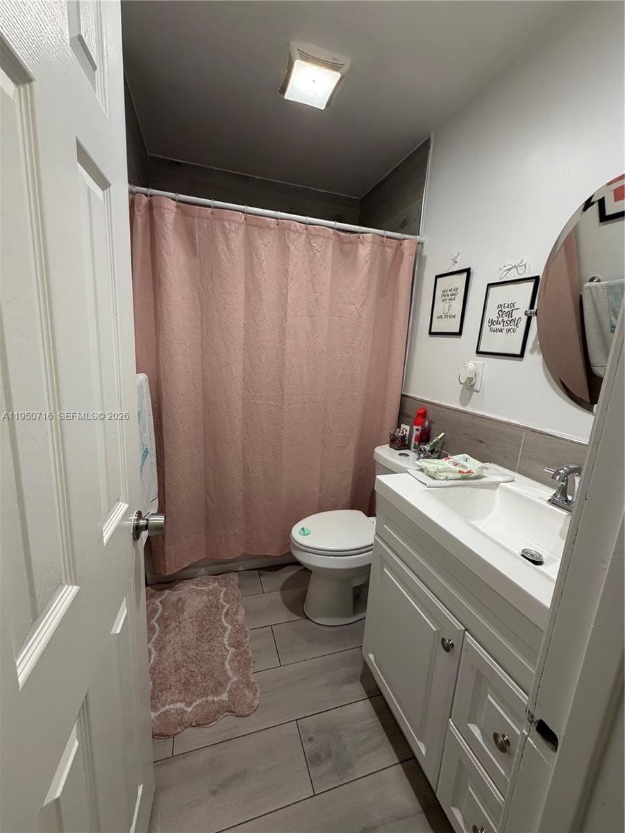 1011 NE 212th Terrace, Miami, FL 33179 photo 22