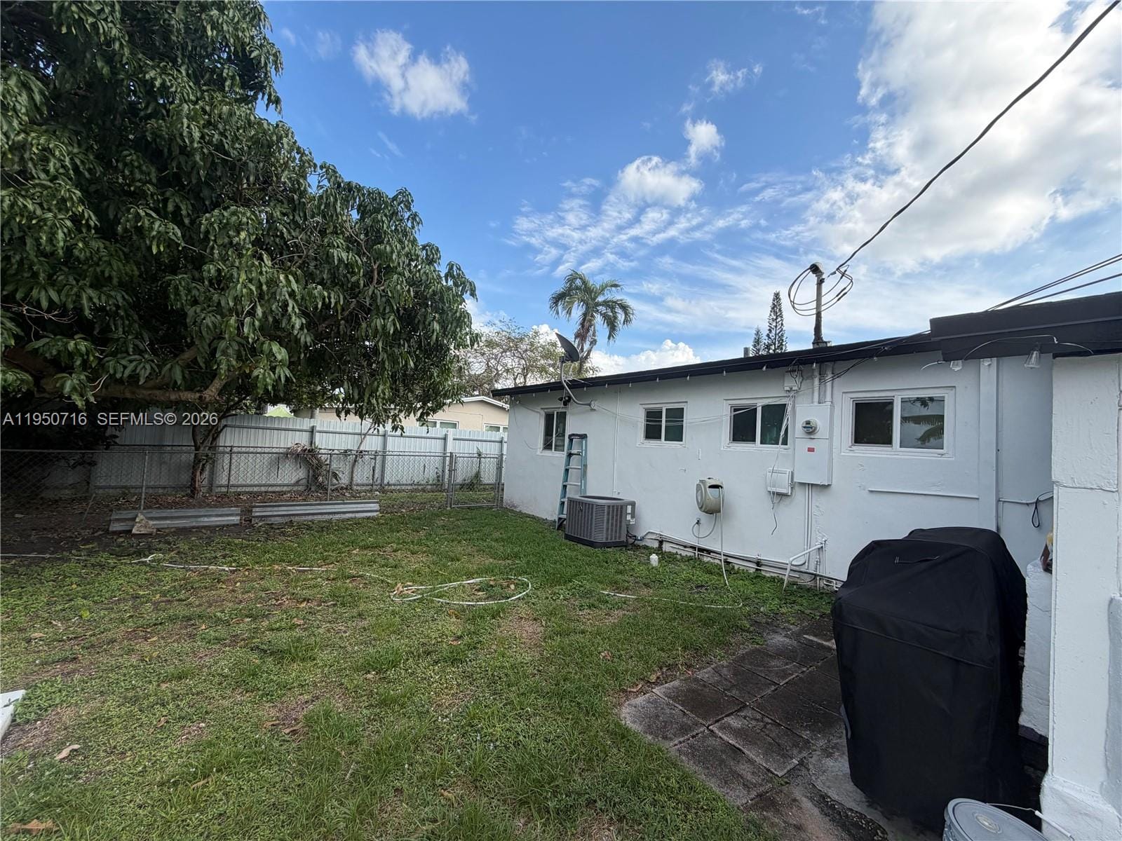 1011 NE 212th Terrace, Miami, FL 33179 photo 27