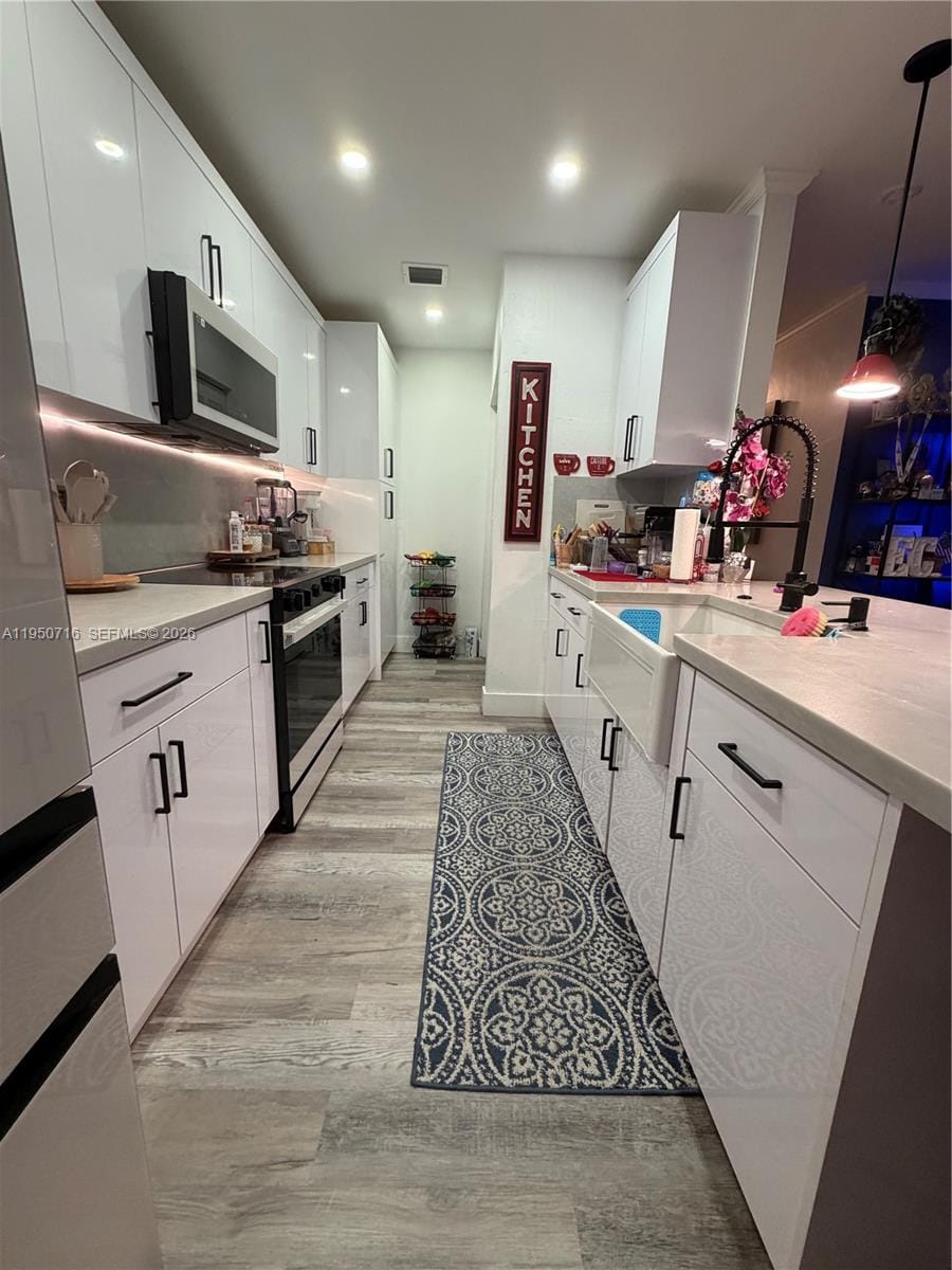 1011 NE 212th Terrace, Miami, FL 33179 photo 9