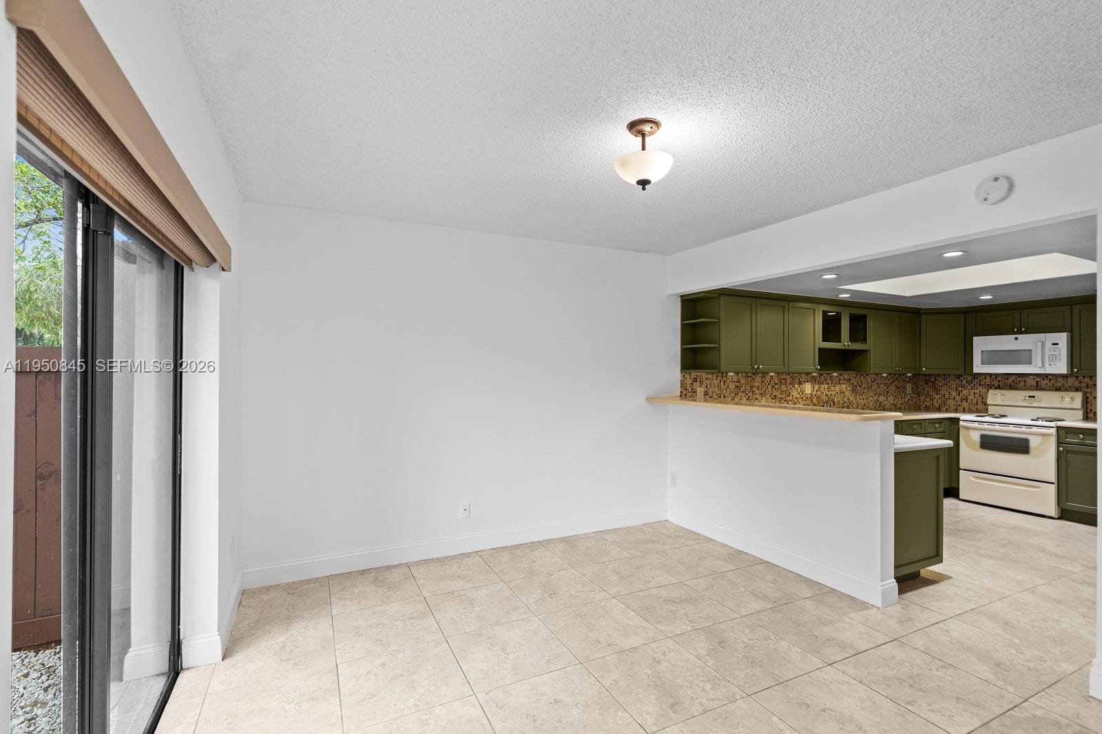 7064 SW 114th Place B, Miami, FL 33173 photo 6